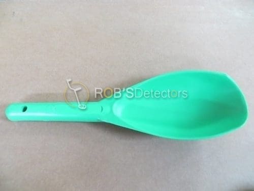 Doc’s Green Plastic Nugget Scoop